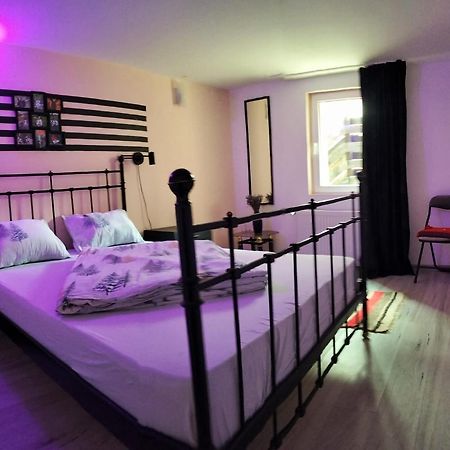 Doi Iepuri Apartamento Azuga Exterior foto