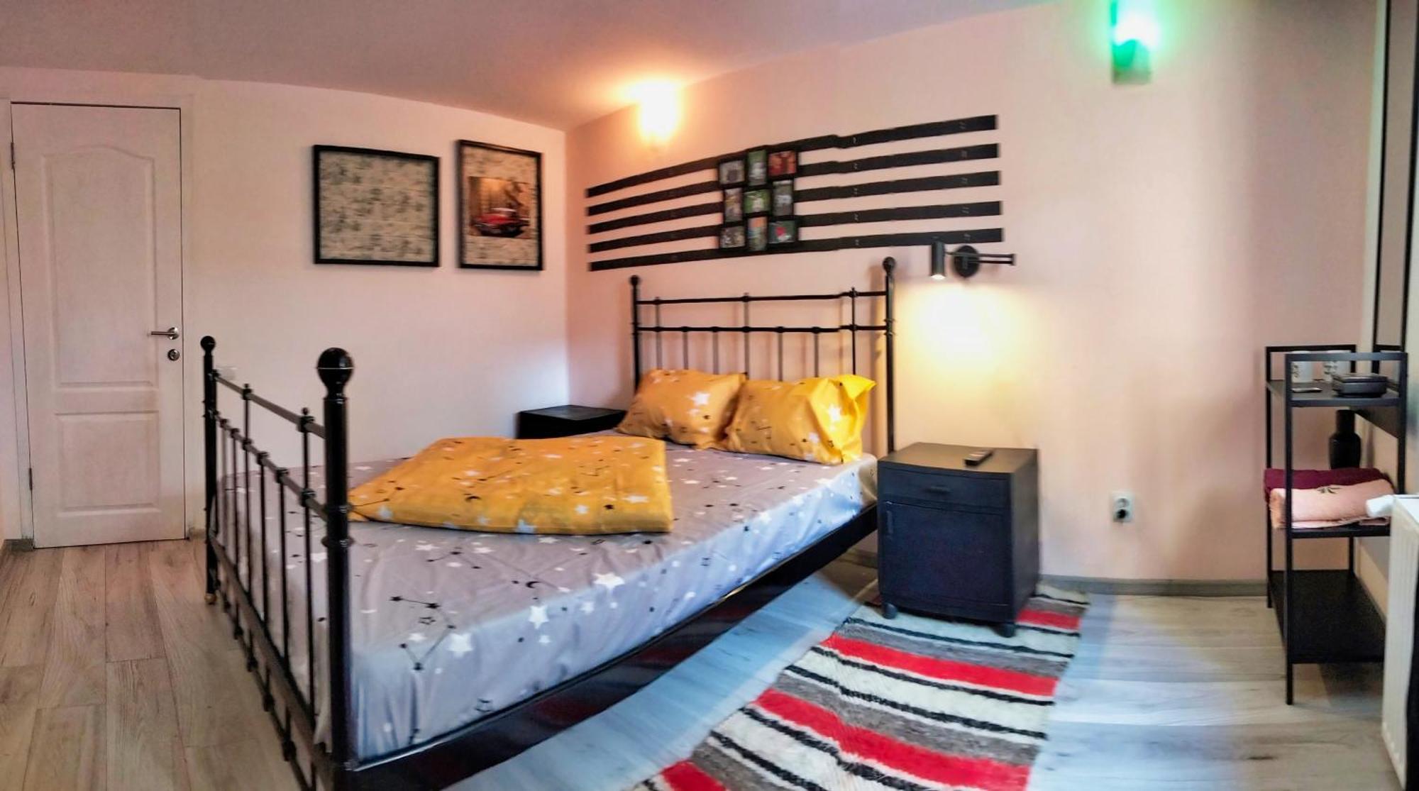 Doi Iepuri Apartamento Azuga Exterior foto