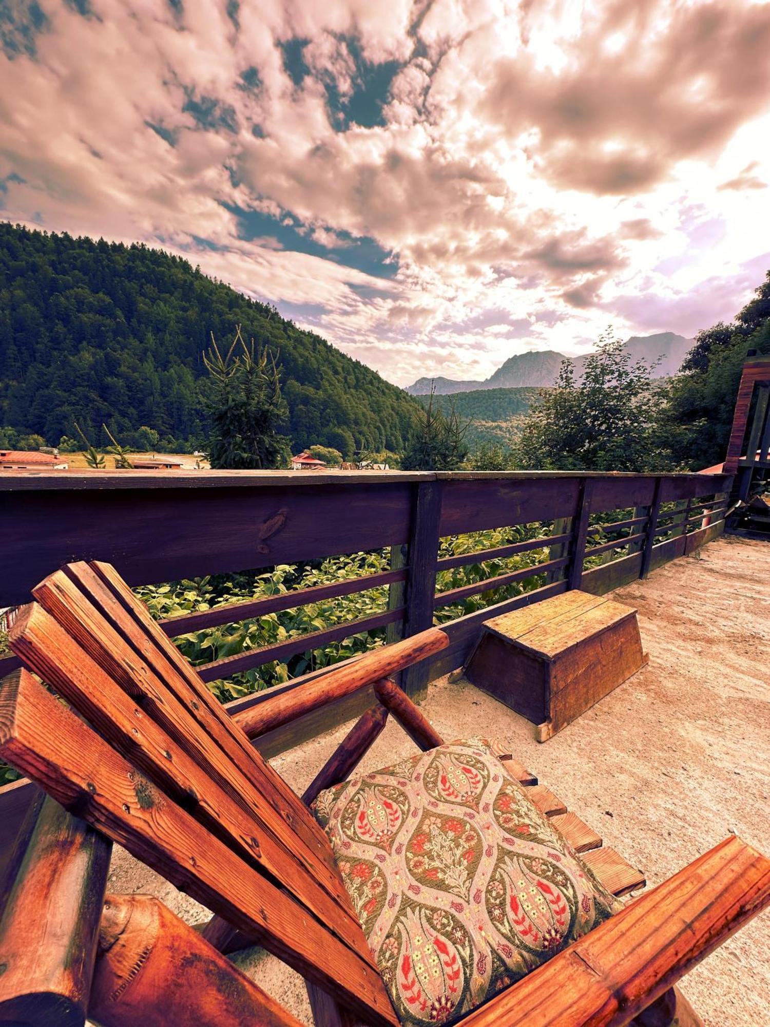 Doi Iepuri Apartamento Azuga Exterior foto